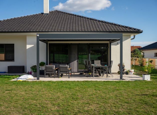 Bioclimatic pergola ARTOSI
